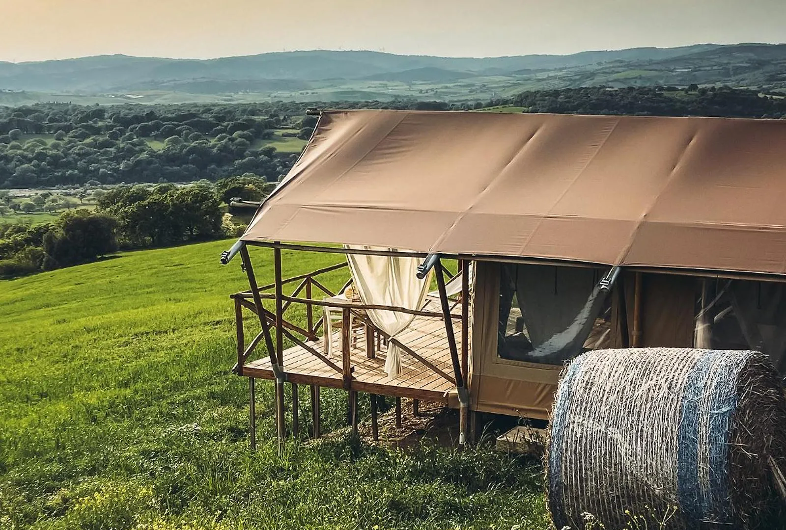 Luxury tent Terra - Saturnia Tented Lodges Italy